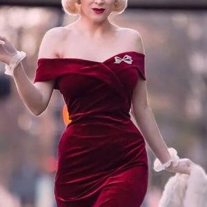 Retro 1960's vintage velvet bodycon dress